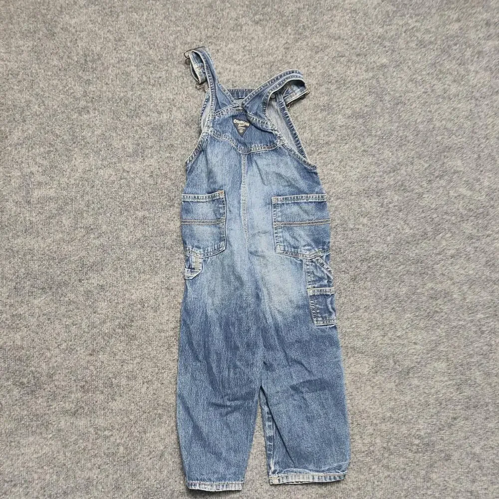 OshKosh Bgosh brand oshkosh